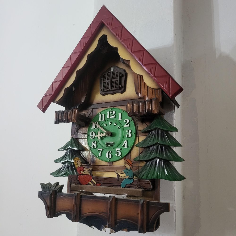 Citizen Poppo With Tree Cuckoo Clock